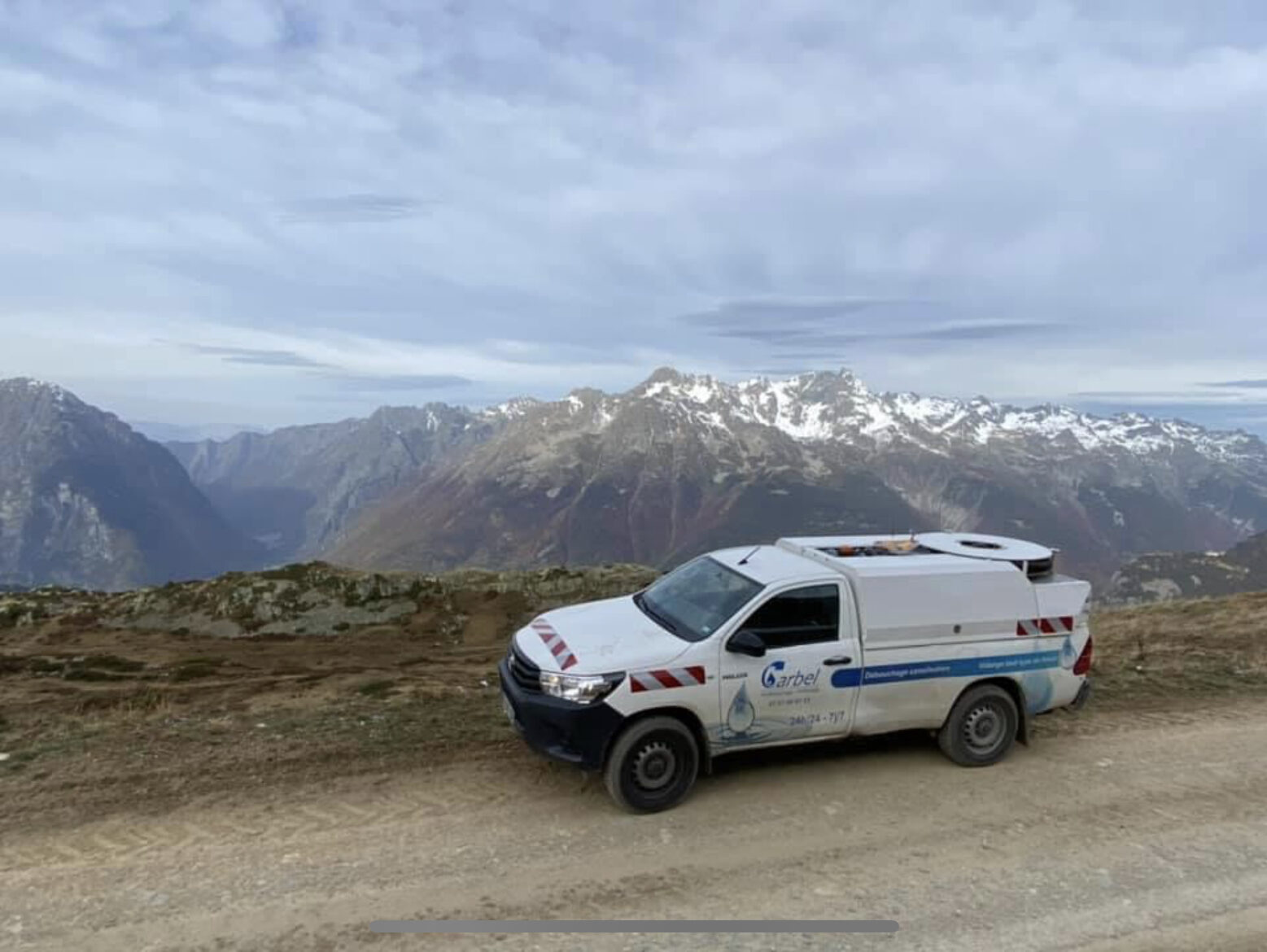 Carbel - Hydrocurage, débouchage d’urgence, inspection télévisée, pompage et nettoyage et recherche de fuites. Grenoble, Bourg d’Oisans, Alpe d’Huez, Deux Alpes, Région Oisans et Isère. Professionnels et particuliers